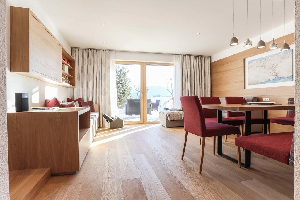 Slow Living Suite - Ferienwohnung Mit Privater Sauna & Garten 피스 외부 사진