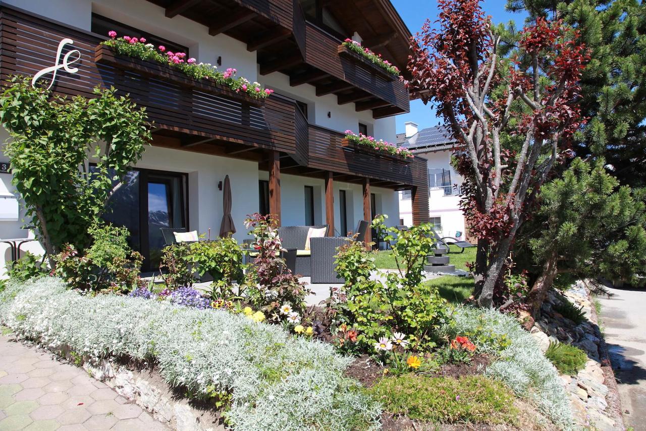 Slow Living Suite - Ferienwohnung Mit Privater Sauna & Garten 피스 외부 사진
